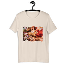 Load image into Gallery viewer, A QUEEN'S HEAD T-Shirt